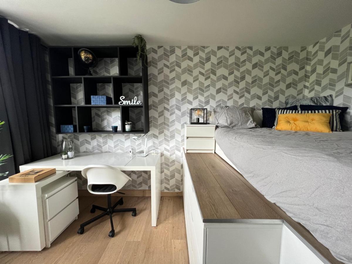 Bed & Bokes Aan De Maaskant 拉纳肯 外观 照片